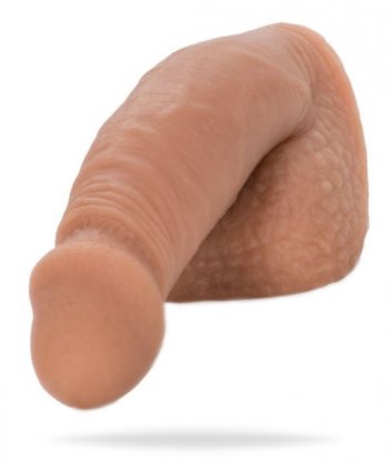 Packing 5 inch penis