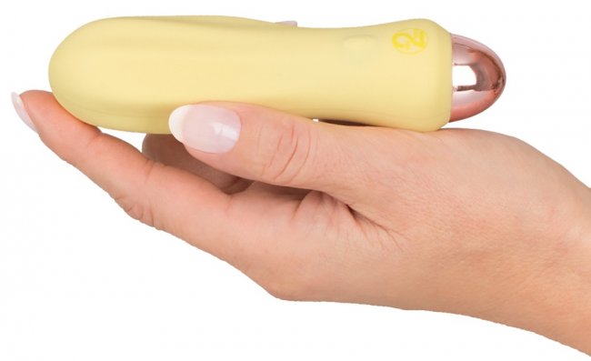 Elegant vibrator tillverkad av supermjuk silikon. 7 olika vibrationer. Uppladdningsbar, vattentät och enkel att använda.