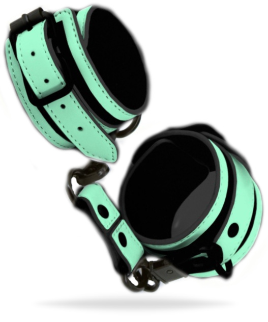 Handklovar som lyser i mörkret. Tillverkad av högkvalitativ PU läder. Enkel att använda. Justerbar passform. Slitstark kedja.