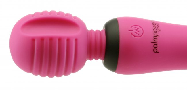 PalmPower Groove - kraftfull liten Rosa massagestav detaljbild