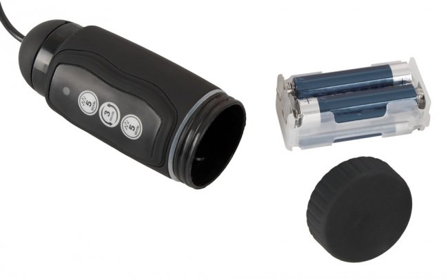 Realistisk dildo tillverkad av högkvalitativ TPE. Fjärrstyrd. 3 roterande hastigheter. 5 olika vibrationer. Enkel att använda