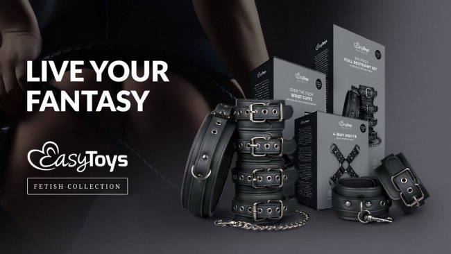 Justerbara vristklovar med avtagbara band som sitter ihop med en bekväm kudde. Justerbara band och vadderade fängsel. Enkel