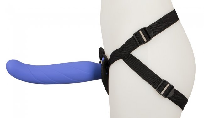Uppladdningsbar vibrator med kontroll. Lätt böjd, avtagbar dildo. Stark sugkopp. Justerbar sele. 7 funktioner. Vattentät.