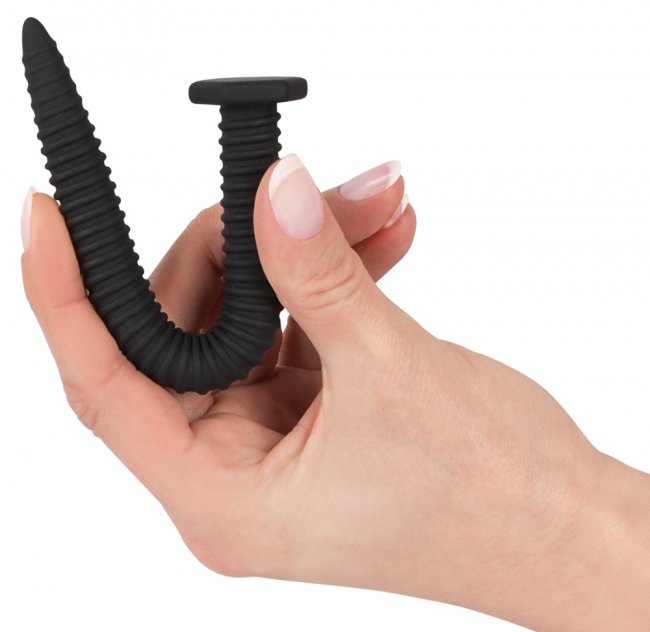 Mycket böjbara dilatorer. Set av 3 olika stora. Stimulerande spår. Skruv liknande design. Högkvalitativ silikon. Brett huvud.