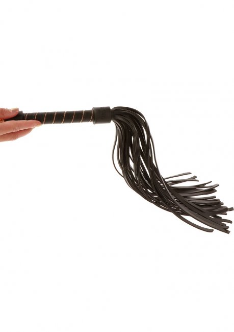 Taboom Studded Whip