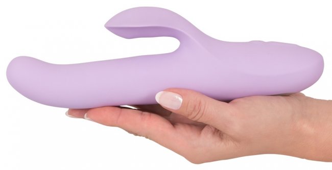 Uppladdningsbar rabbit med två separat styrda vibratorer. Roterande kulor. Thrusting funktion. Högkvalitativ och flexibel siliko