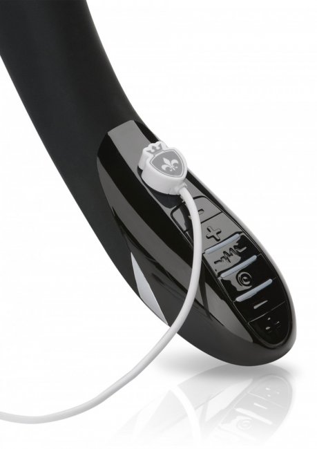 Uppladdningsbar e-stim vibrator tillverkad av högkvalitativ silikon. Helt vattentät. 2 superstarka motorer. Många funktioner.