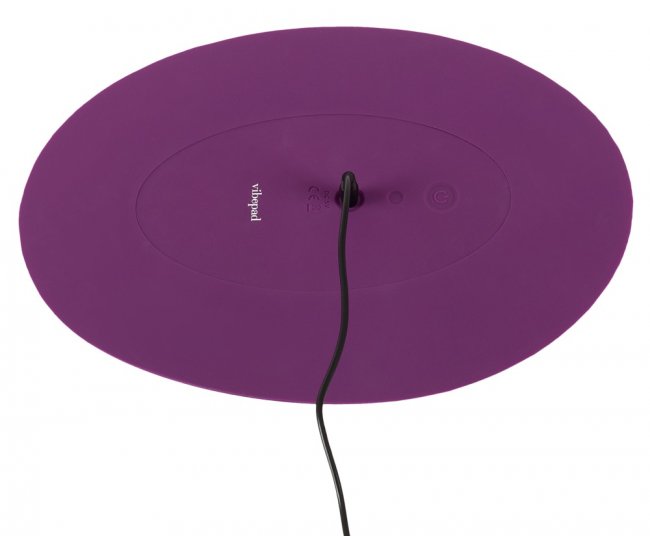 Uppladdningsbar vibrator med en innovativ design tillverkad av silikon. 7 olika vibrationer. Värmande effekt. Tung design.